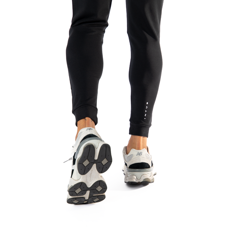 Ascend Joggers | Midnight Black