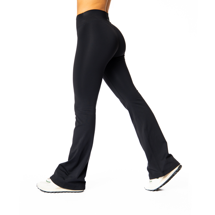 Solene Flare Leggings | Midnight Black