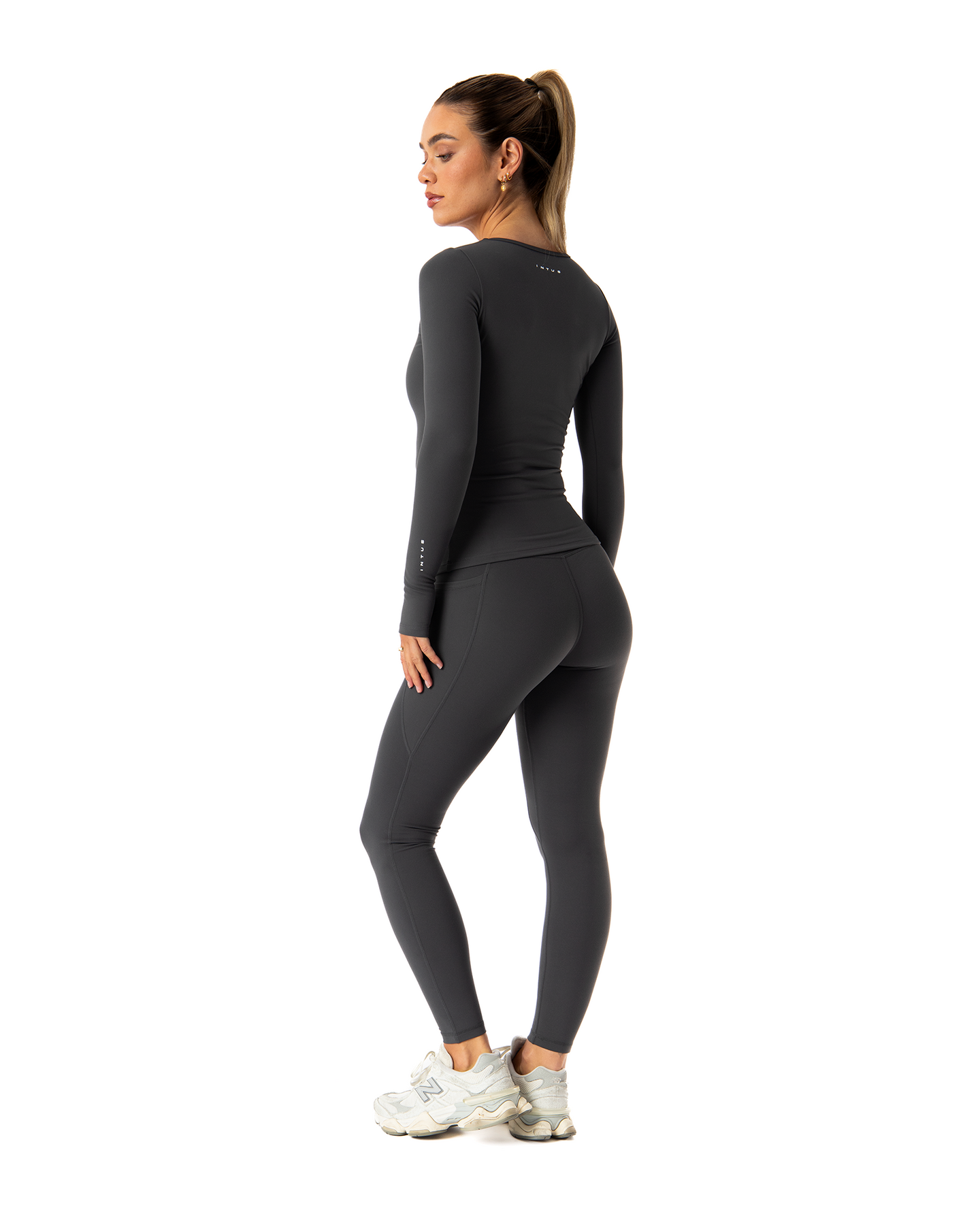 Zyra Longsleeve
